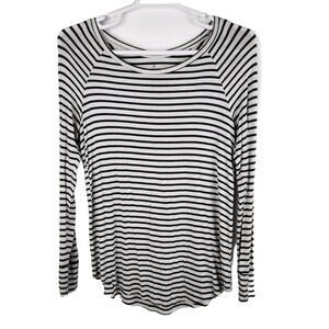American Eagle Women's Soft & Sexy Tee Long Sleeve Striped Shirt Medium